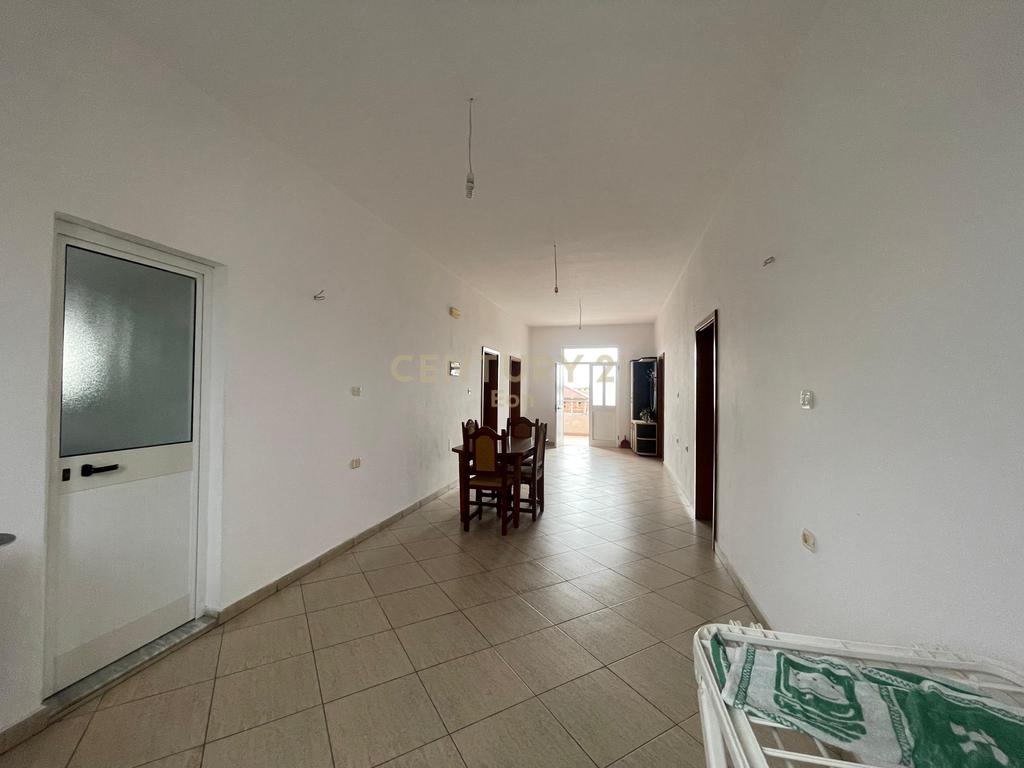 Shtëpi 3-Katëshe në Shitje në Shkozet, Durrës – 280,000€ !