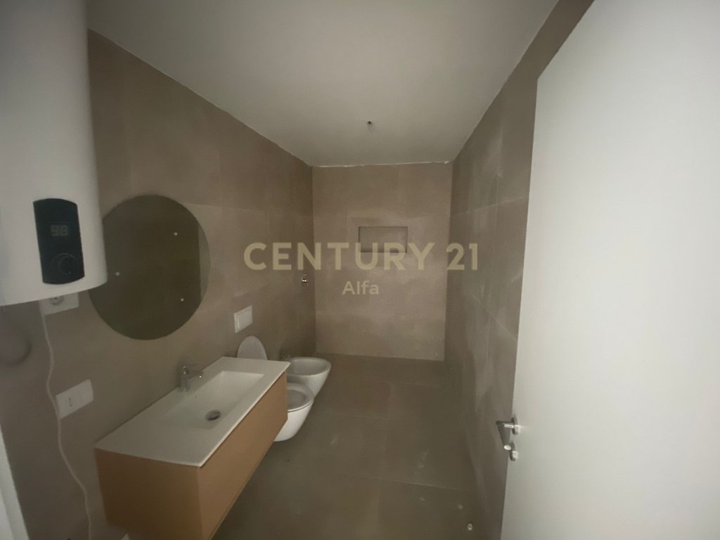 Apartament 1+1 me qira , Akses Tirana .