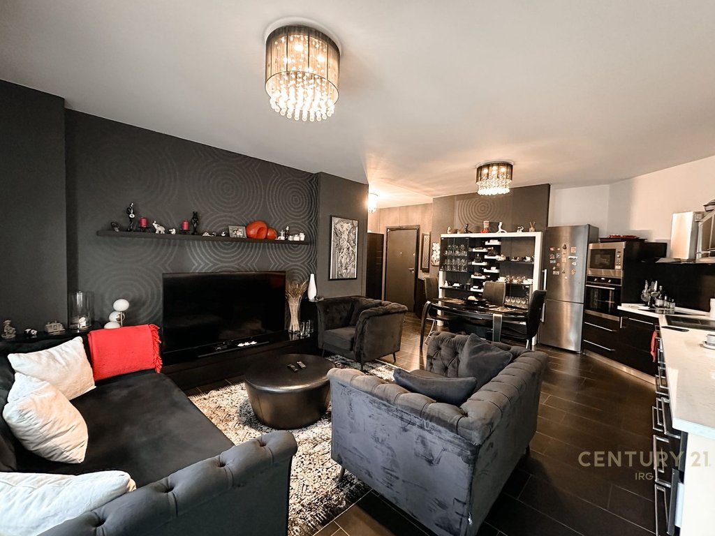 SHITET APARTAMENT 2+1  NE BLLOK
