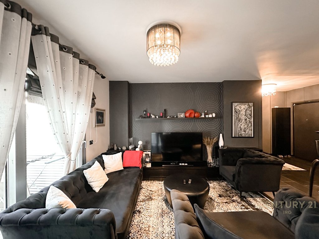 APARTAMENT 2+1 PER QIRA NE BLLOK