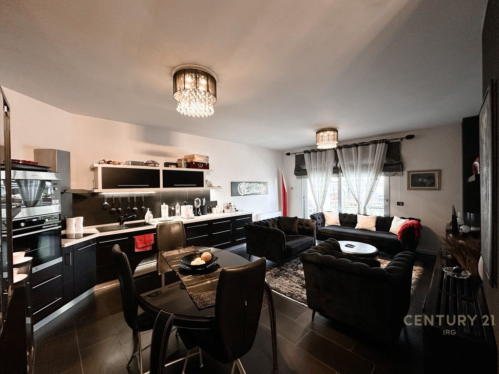 APARTAMENT 2+1 PER QIRA NE BLLOK