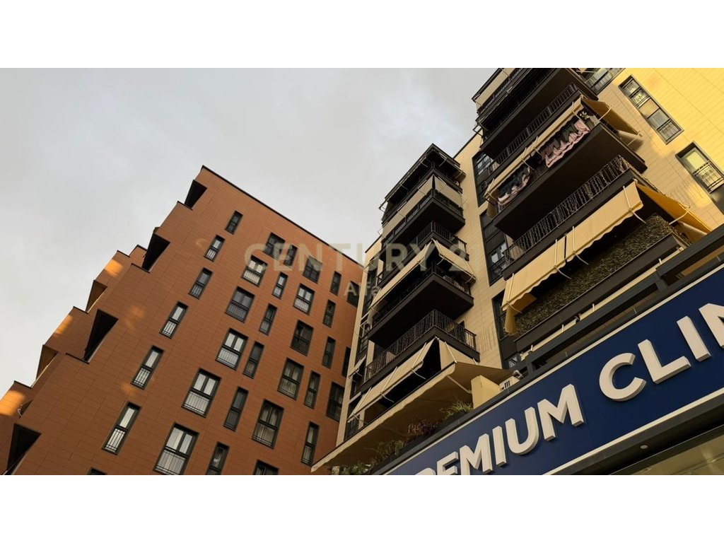Apartament 3+1+2 per Qira tek Rruga e Kosovareve.