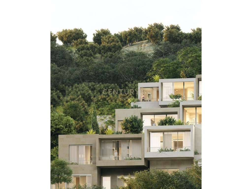 Vilë 5+3 Në Shitje në Jalë, Vlorë  262.375 m²