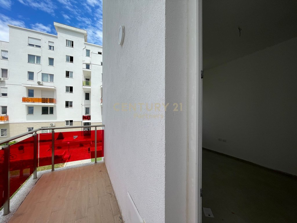 SHITET APARTAMENT 2+1 TEK KOMPLEKSI TUDAS-ASTIR