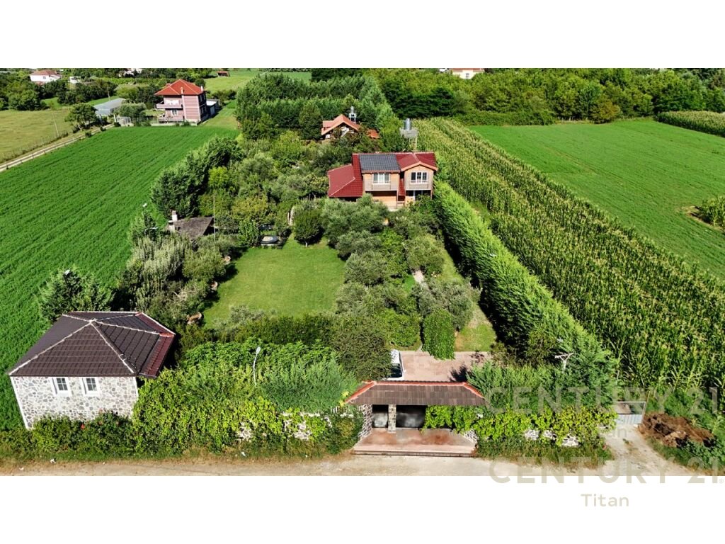 🌿✨ FERME – AGROTURIZËM ME VILA DHE TOKË NE SHITJE!  PRANE RINASIT!!