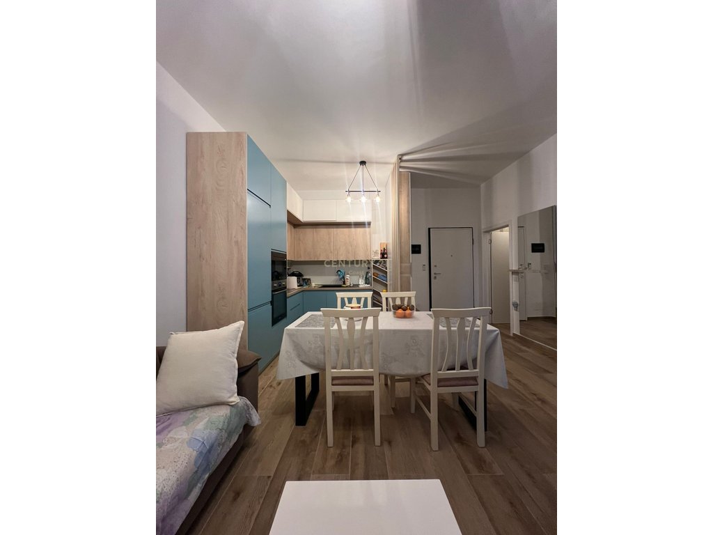 SHITET APARTAMENT 1+1 ME PAMJE NGA DETI – NDËRTESË E RE 2024, ME CERTIFIKATË!