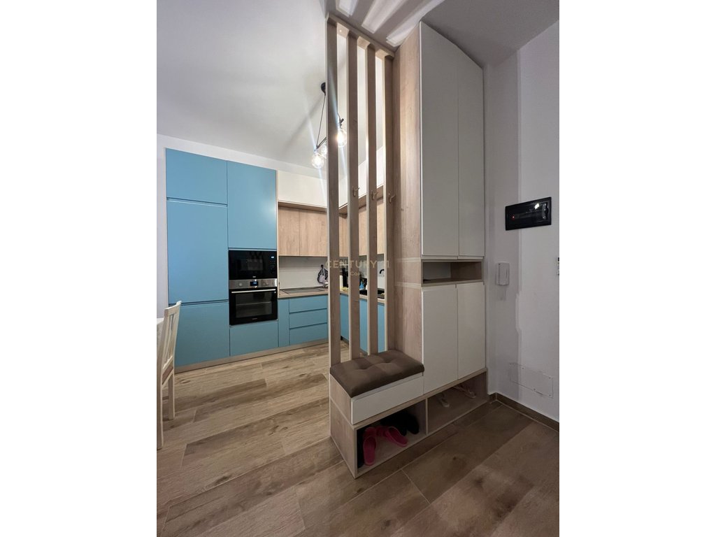 SHITET APARTAMENT 1+1 ME PAMJE NGA DETI – NDËRTESË E RE 2024, ME CERTIFIKATË!