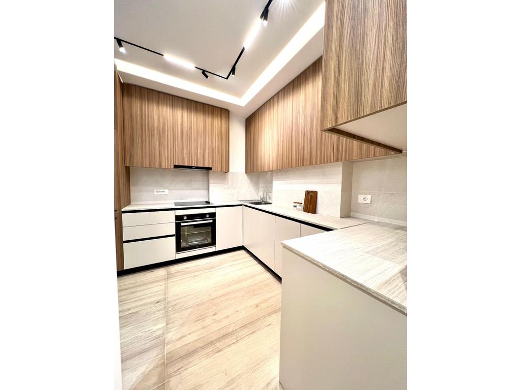 Zogu i Zi, apartament 1+1 per qira