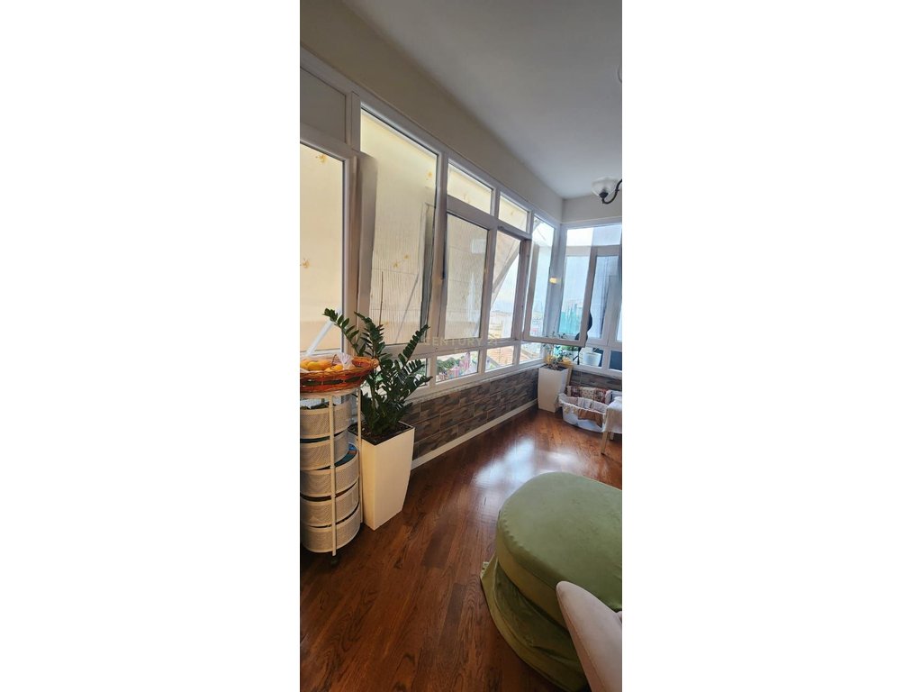 JEPET ME QERA APARTAMENT 2+1+2 PRANE AMFITEATRIT, DURRES !