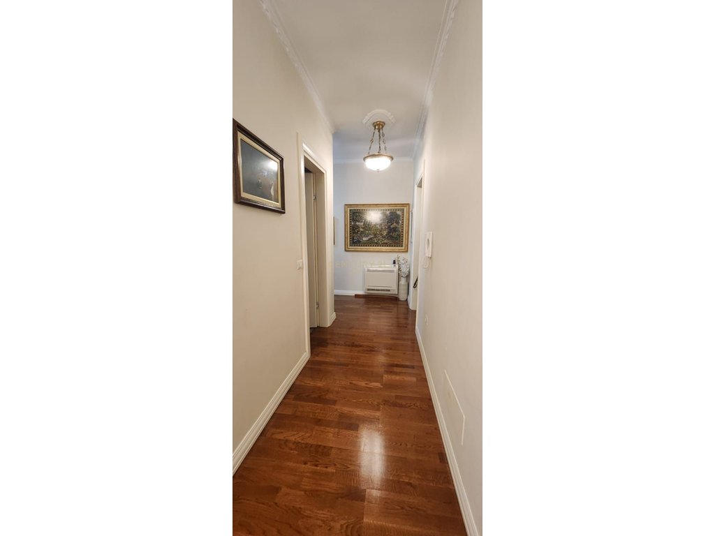 JEPET ME QERA APARTAMENT 2+1+2 PRANE AMFITEATRIT, DURRES !