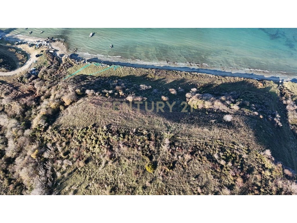 SHITET TOKË ME PAMJE PANORAMIKE NGA DETI – KEPI I RODONIT