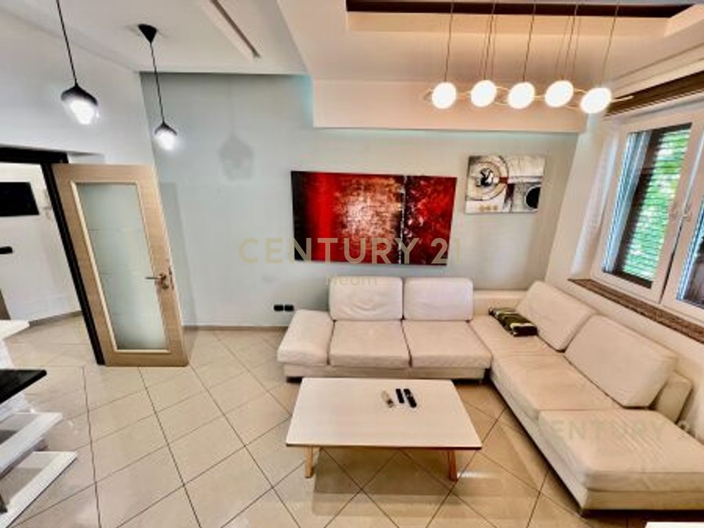 QIRA, APARTAMENT MODERN 2+1 ‼️