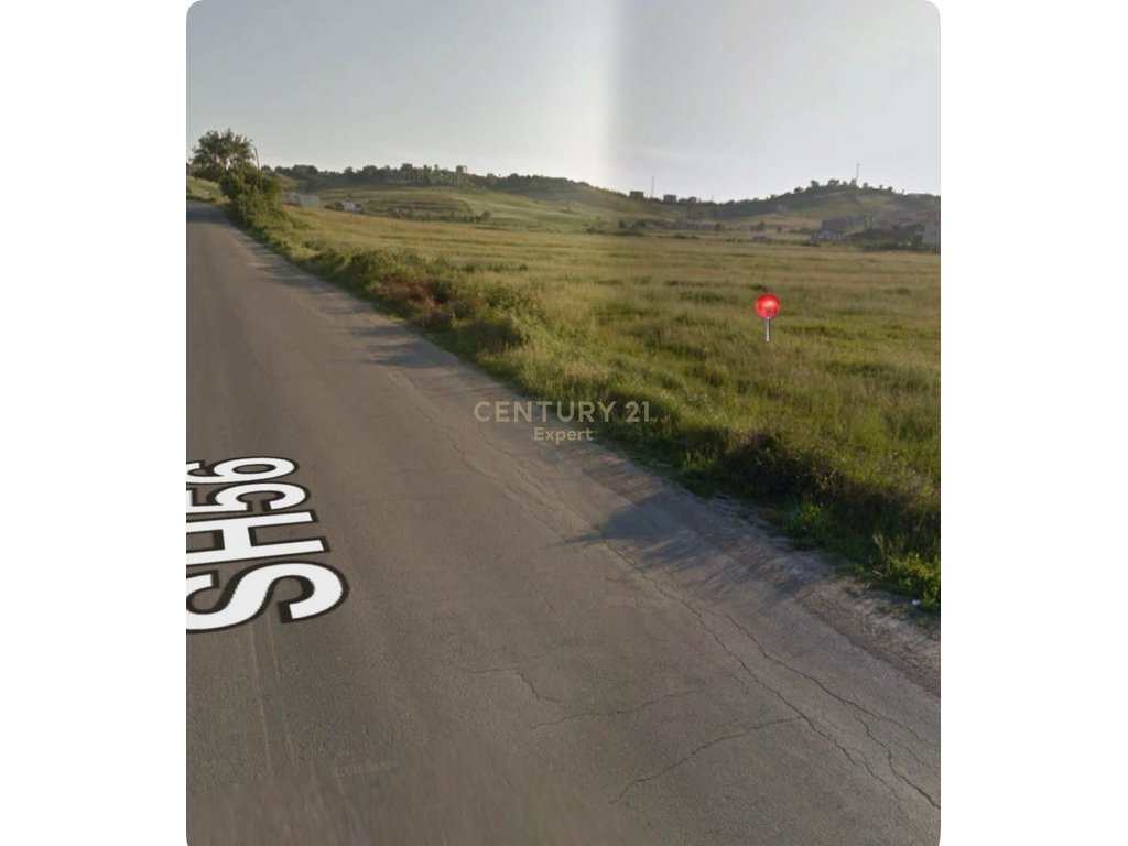 SHITET TOKE 4000m2 BUZE RRUGES KRYESORE NE ARAPAJ, DURRES.