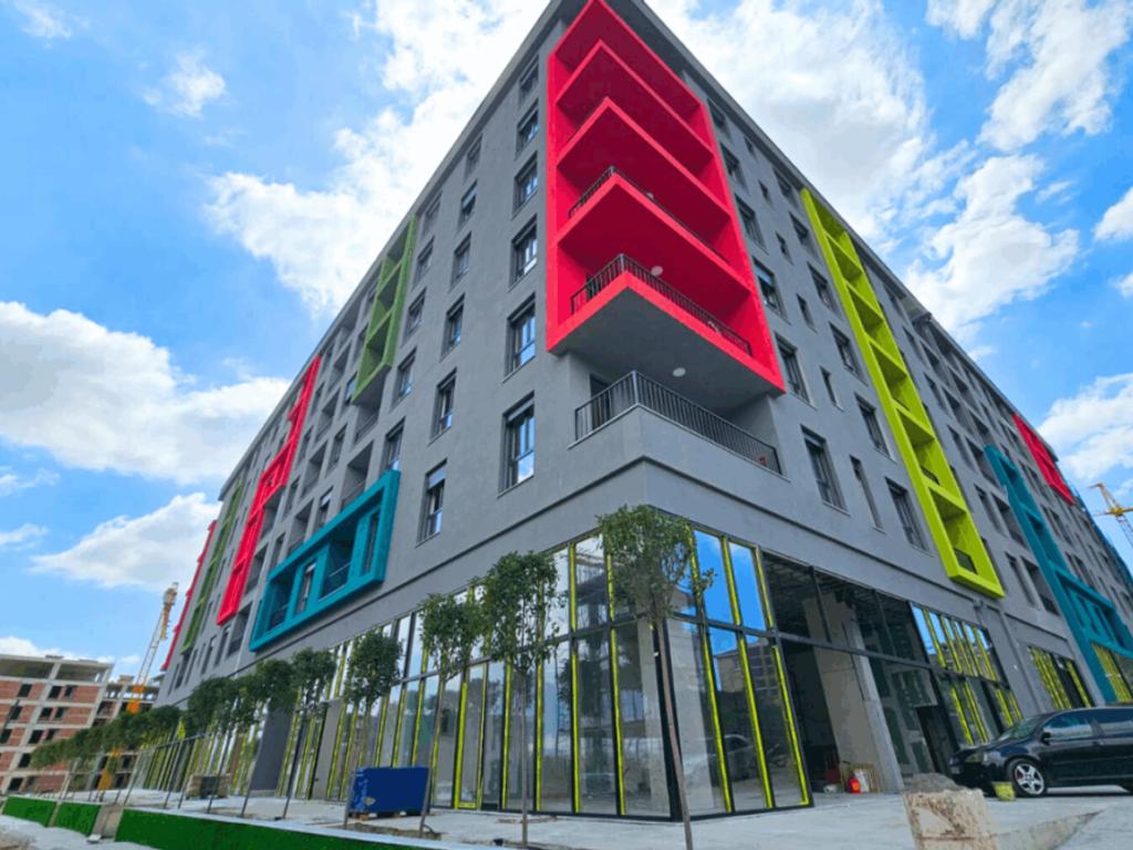 OKAZION! PASKUQAN! APARTAMEMT 2+1+2 Rezidenca "Color Splash"!