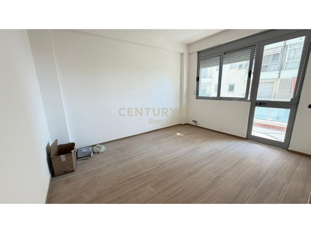 APARTAMENT 1+1 PER SHITJE NE GOLEM !