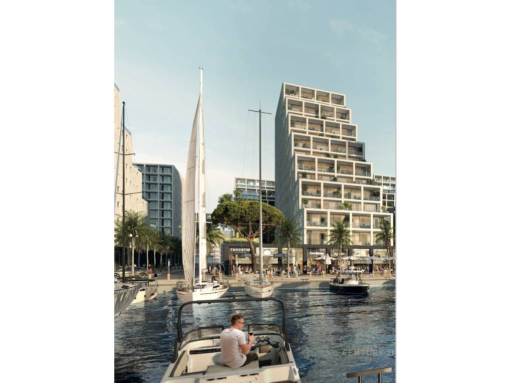 Shitet Penthouse në Vlora Marina