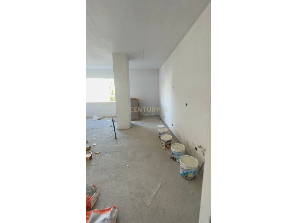 Apartament me lokacion fantastik dhe pamje deti 1+1+ballkon Për Shitje në Golem, Durrës - 144,375 | 87.5m²