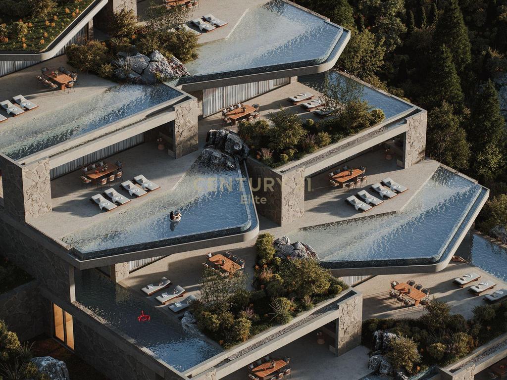 HORIZONES TERRACES — APARTAMENT ME PISHINË PRIVATE NË PALASË!