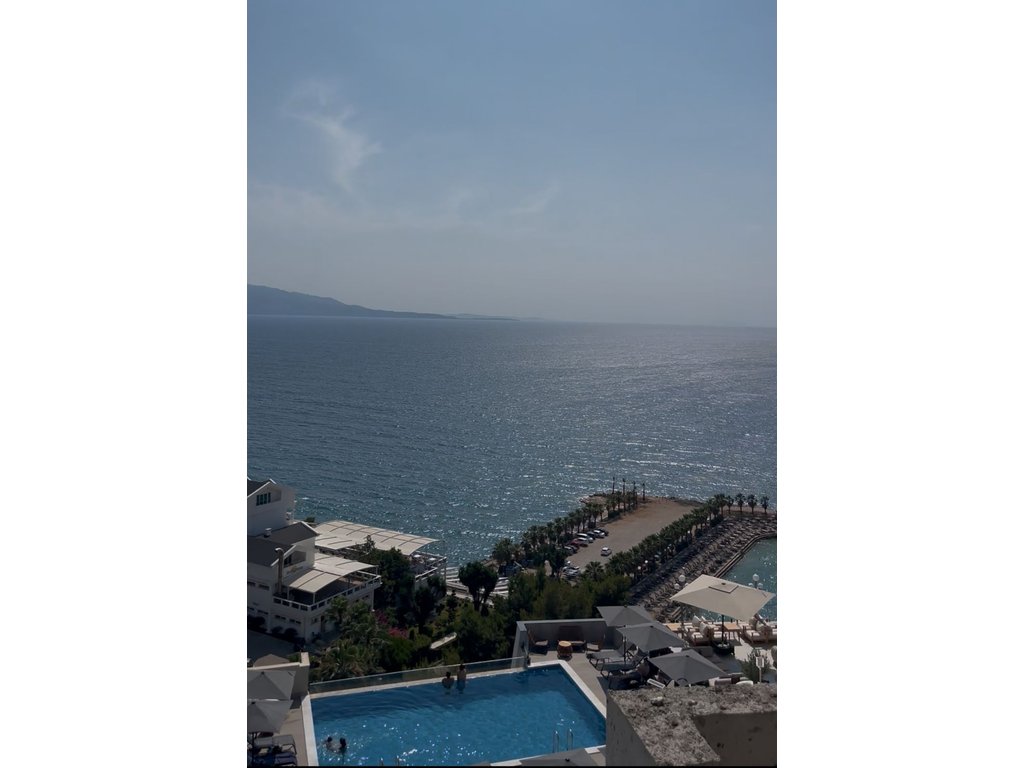 SARANDE, SHESIM APARTAMENT ME PAMJE PANORAMIKE NGA DETI