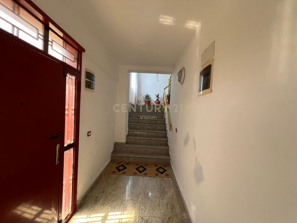 Vila 4+4 Për Shitje në Spitalet, Shkodër - 200,000.00€ | 341 m²