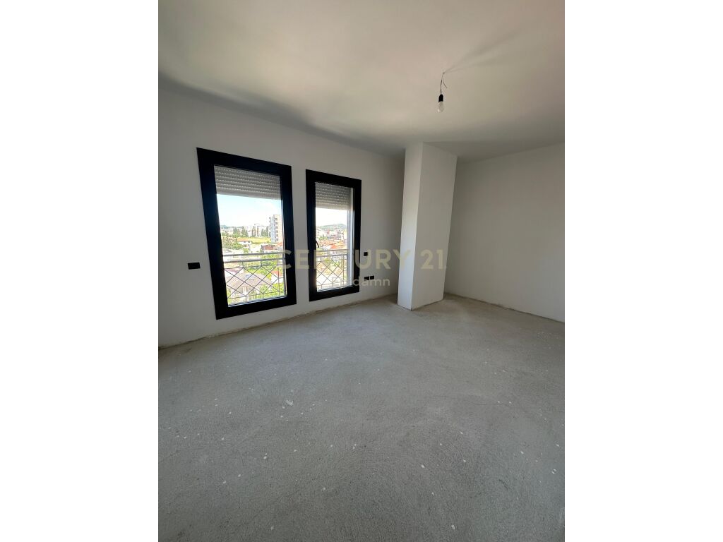 Apartament 2+1 në Shitje në Kavajë !!