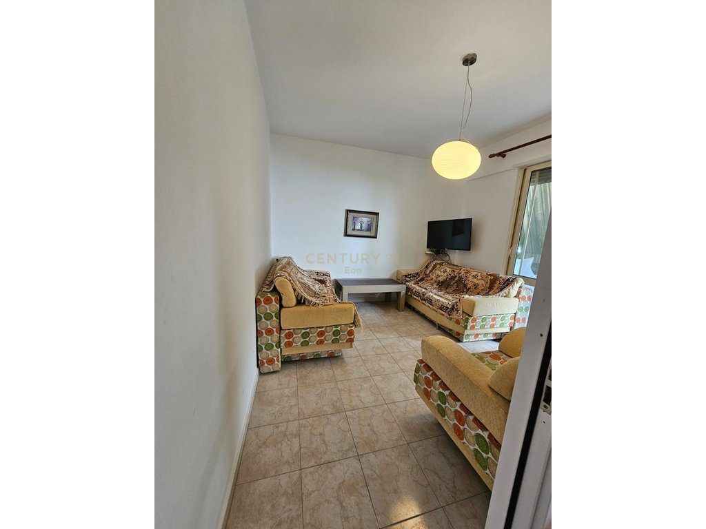 SHITET APARTAMENT 2+1 TEK SHKEMBI KAVAJES !