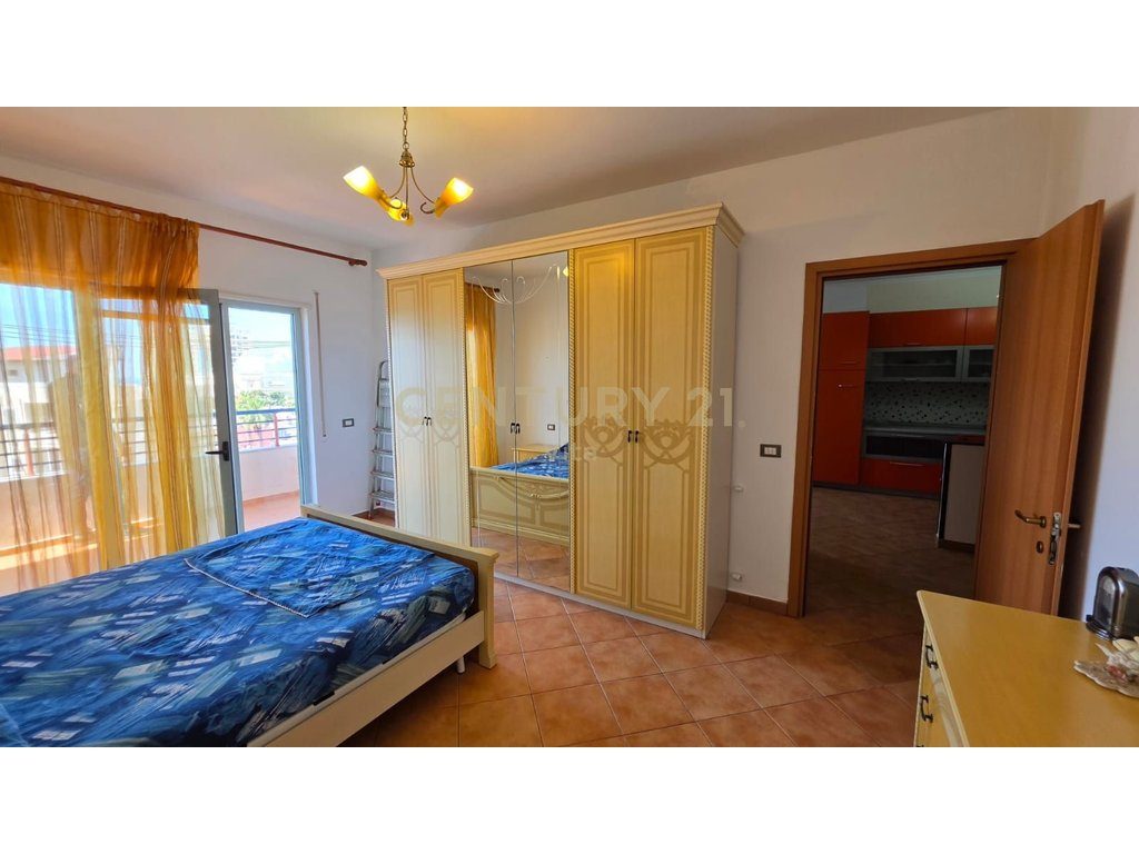 Apartament 2+1 me qira pranë Bashkisë, Durrës !!