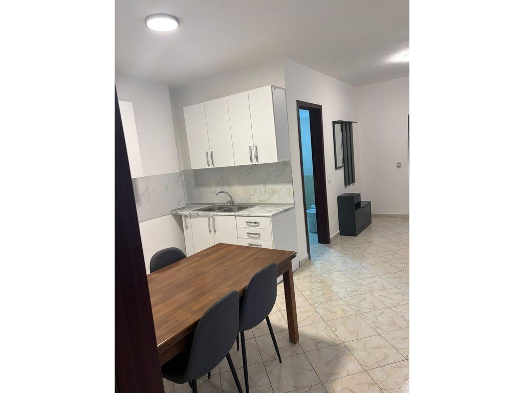🏡 Jepet me Qira Apartament 2+1 në Astir, Tiranë – 470€/Muaj