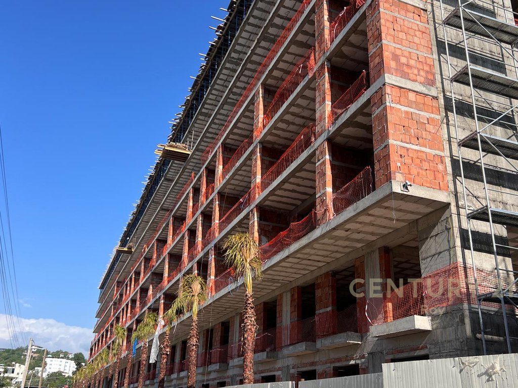 SHITET APARTAMENT 2+1+2T TEK KOMPLEKSI VIENA 2, GOLEM!
