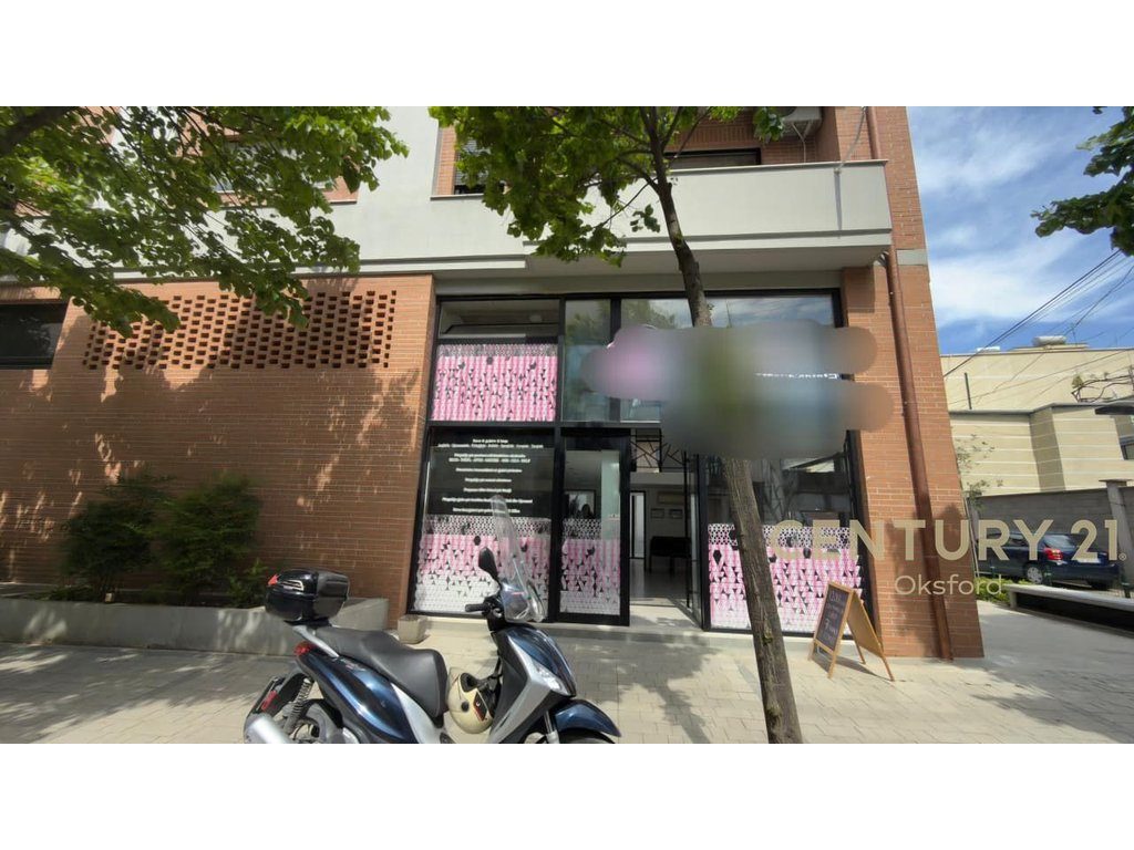SHITET AMBJENT COMERCIAL/ LOFT  NE KATIN 0 TE RRUGA BARDHYL