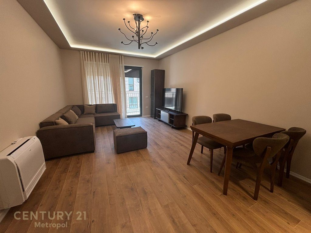 Apartament Modern 2+1+2 +2 Poste Parkimi Per Qira Prane Hotel Radisson!