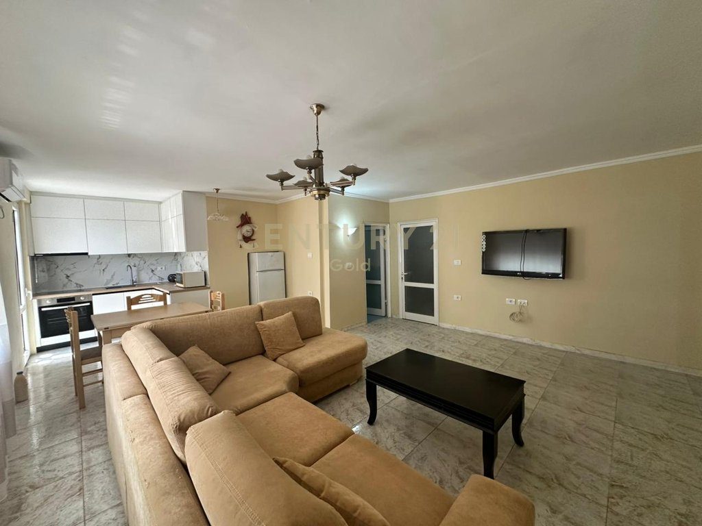 JEPET ME QIRA APARTAMENT 1+1 NE QENDER TE TIRANES (TEK USHTARI I PANJOHUR) !