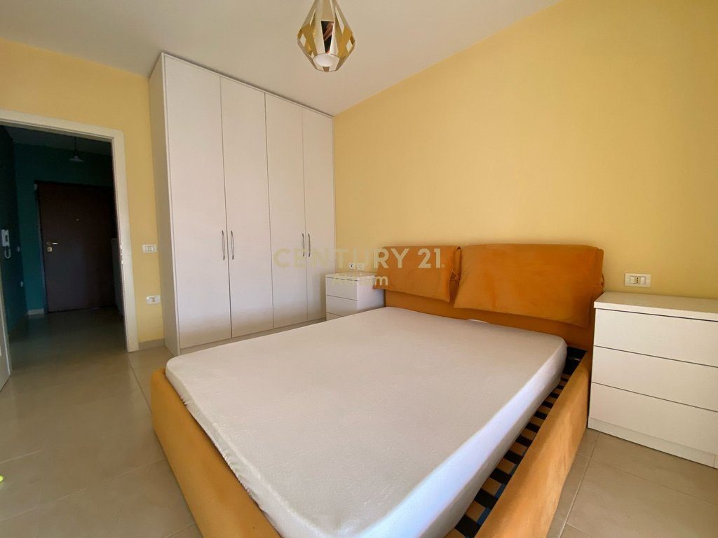 JEPET ME QIRA APARTAMENT 1+1 NE FRESK!