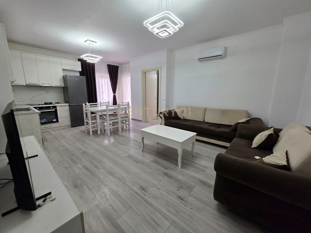 Apartament 2+1 Me Qera Në Durrës, Ish Fabrika e Bukës !