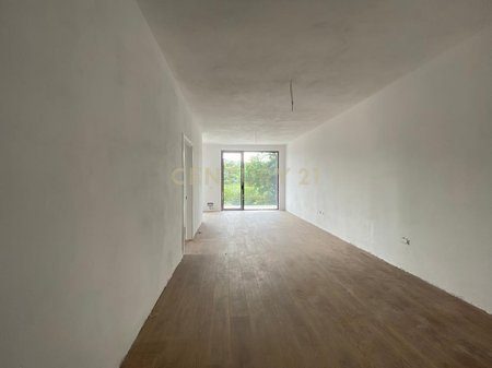 Apartament 2+1 për shitje , Sauk!