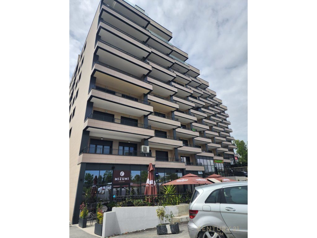Apartament 2+1+2 për shitje tek Radisoni Liqeni i Thatë, Tiranë - 275,000€ | 128 m²