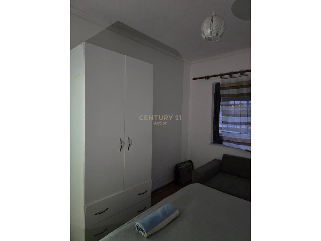 JAPIM ME QIRA APARTAMENT 1+1 NE GOLEM!
