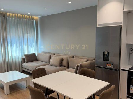 SHESIM APARTAMENT (ZYRA) TE LION PARK1