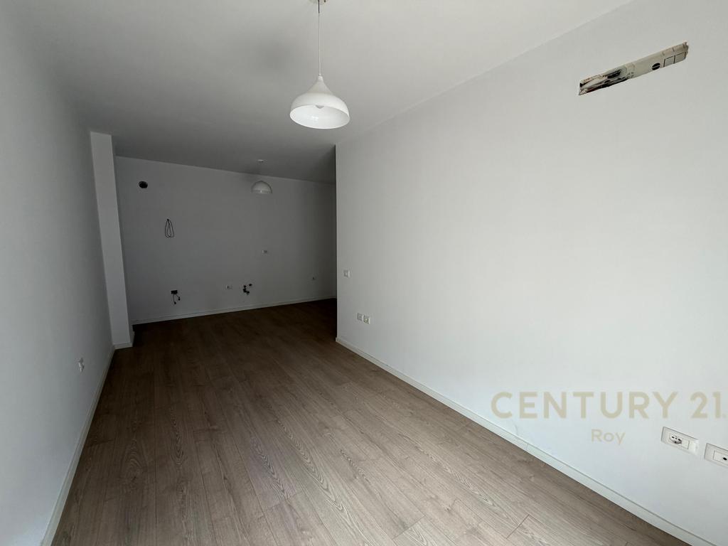 EXCLUSIVE ! SHITET APARTAMENT 1+1 TEK SHKEMBI I KAVAJES !