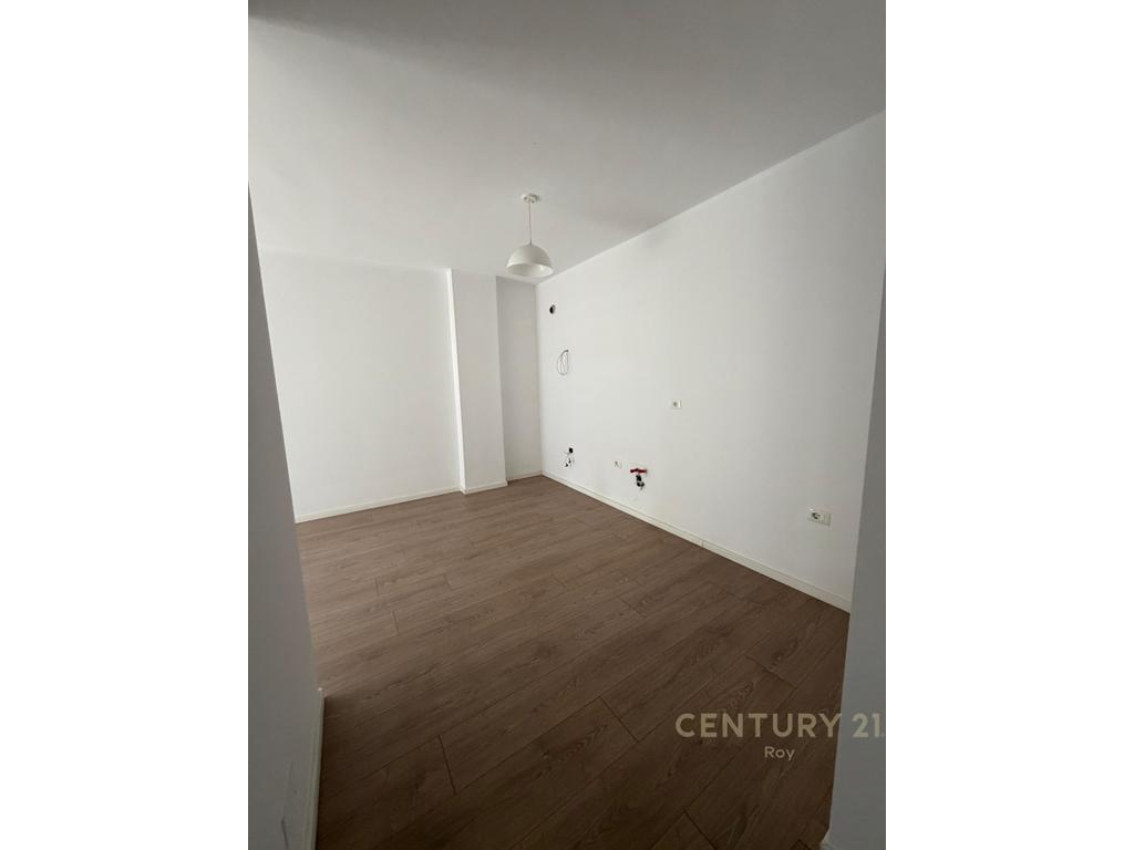 EXCLUSIVE ! SHITET APARTAMENT 1+1 TEK SHKEMBI I KAVAJES !