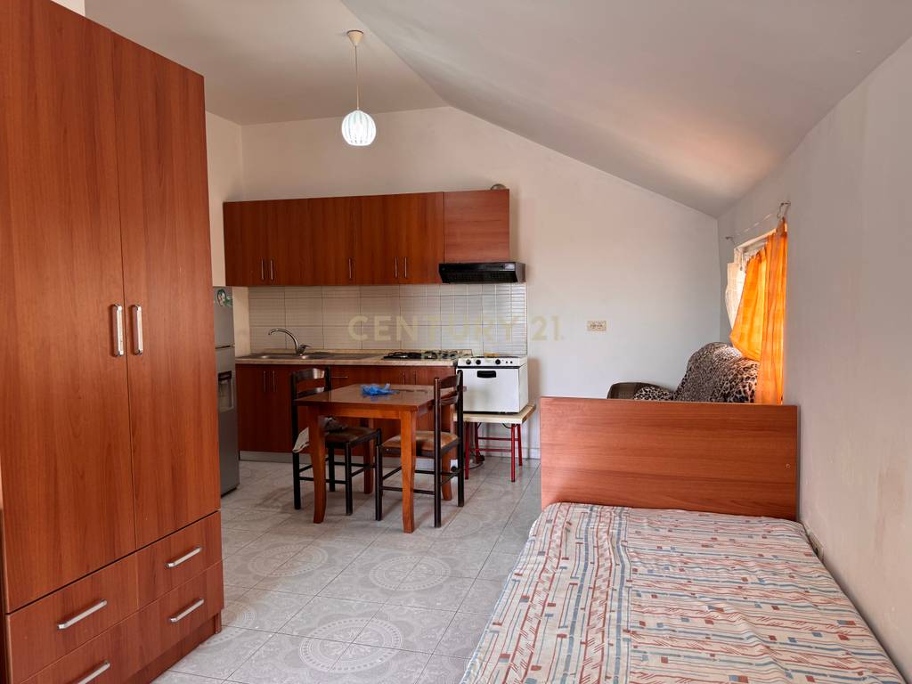 Jepet me qira apartament 1+1 në Rrugën “Pjeter Budi”, pranë Qytetit Studenti
