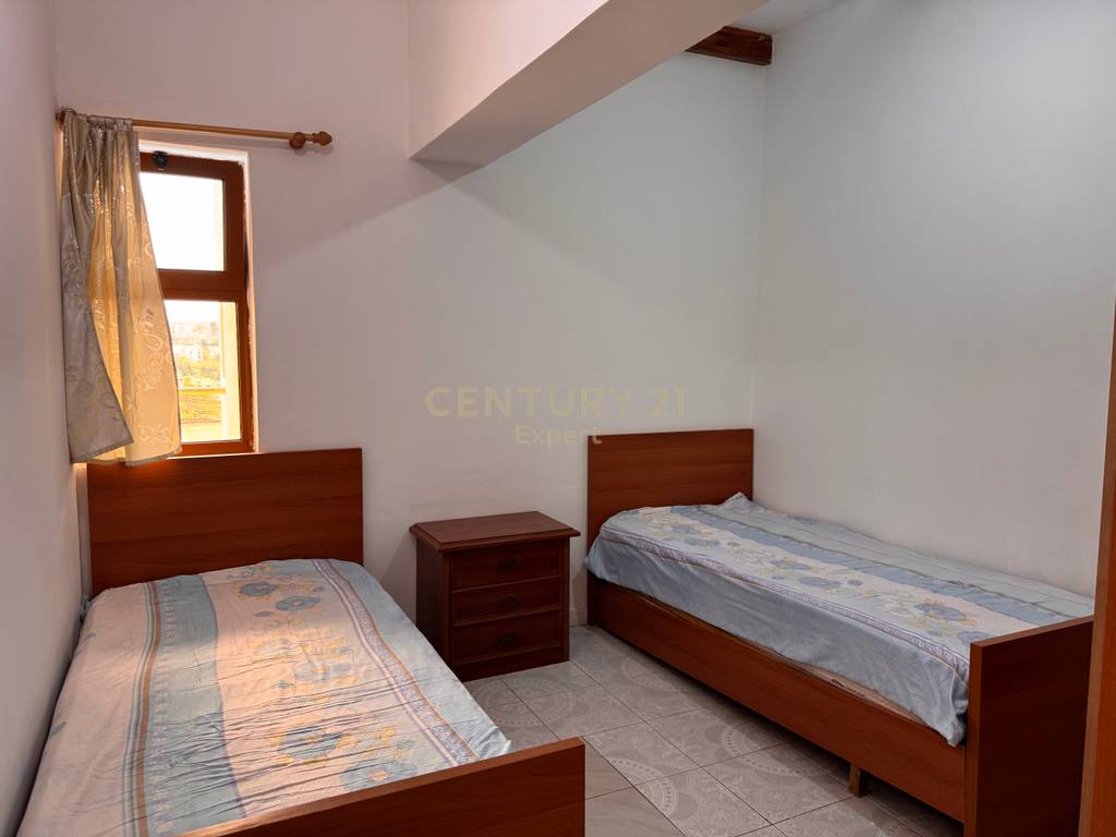 Jepet me qira apartament 1+1 në Rrugën “Pjeter Budi”, pranë Qytetit Studenti