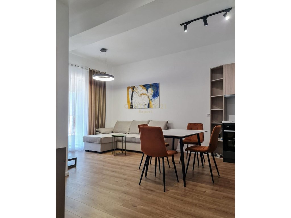 Jepet me qira apartament 1+1 në Alidem