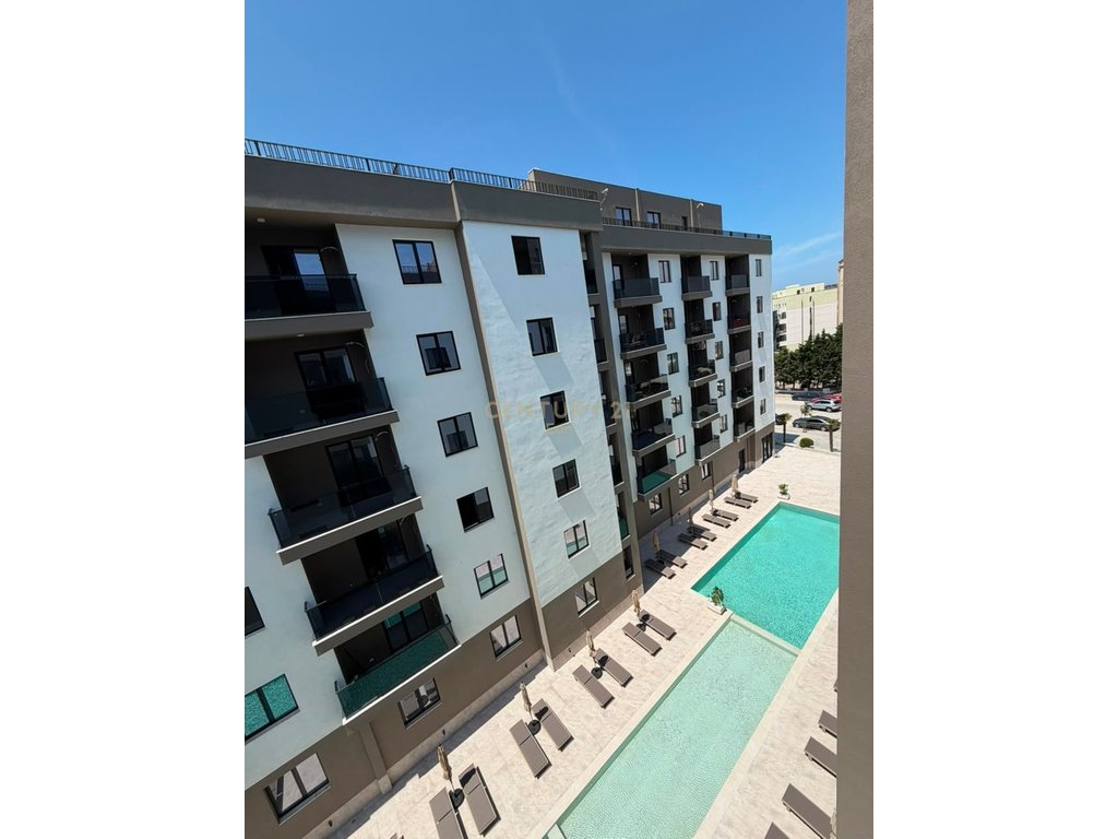 SHITET APARTAMENT 1+1 ME PAMJE PISHINE, MALI I ROBIT !