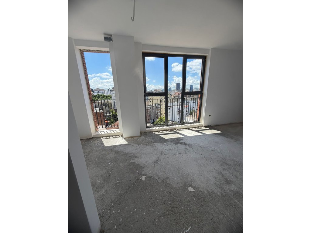Apartament 1+1 Në Shitje në Rruga Siri Kodra, Tirana
