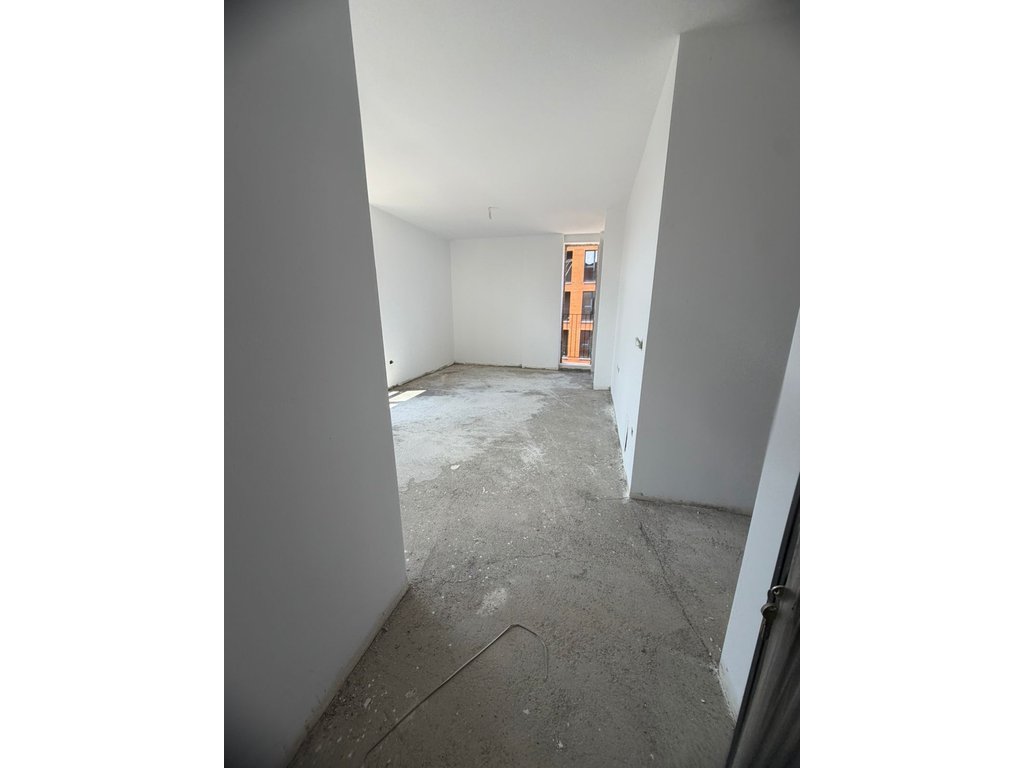 Apartament 1+1 Në Shitje në Rruga Siri Kodra, Tirana