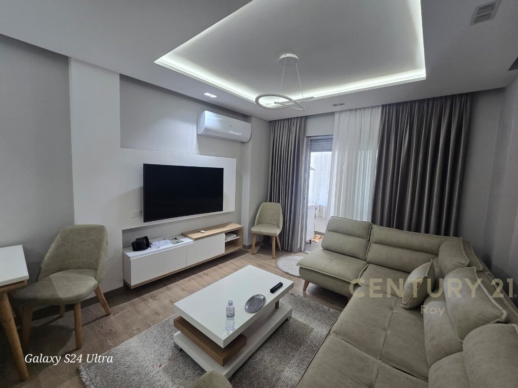 SHITET APARTAMENT 2+1+2 TEK VALA PARK , DURRES!!