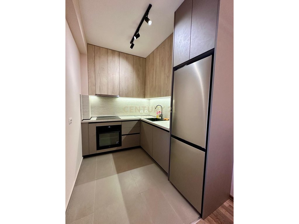 APARTAMENT 1+1 ME QIRA, RRUGA DALIP TOPI, FRESK!