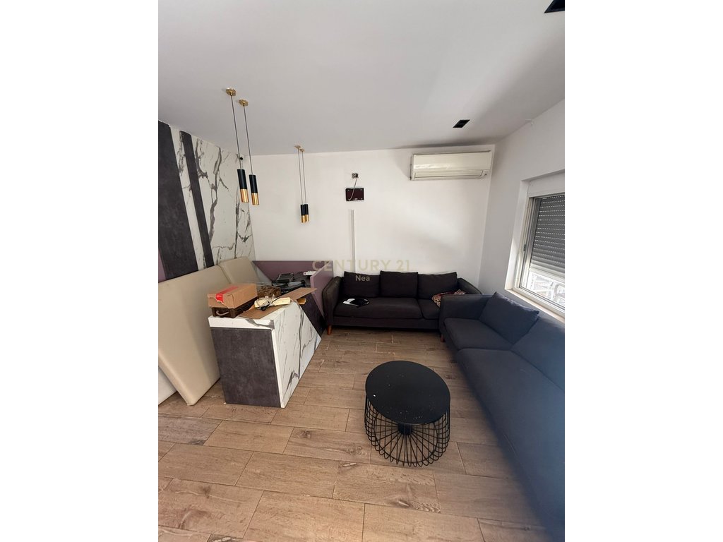 Hapësirë Multifunksionale 4+3 për Shitje në Tirana e Re, 99 m²