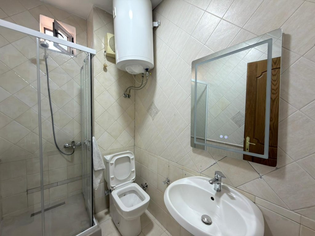 Apartament 2+1 me Qira pranë Ministrisë së Jashtme